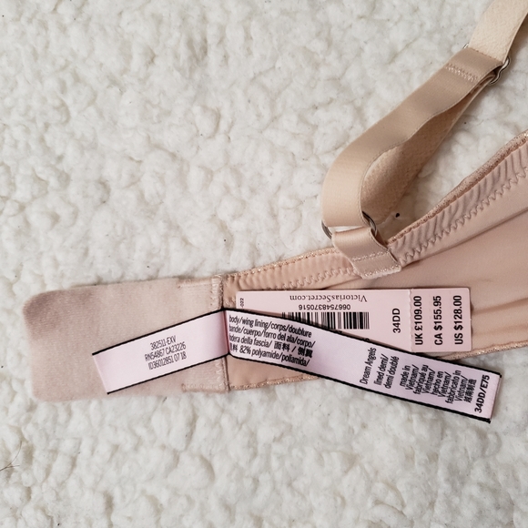 Victoria's Secret Dream Angels Bra & Pant Set - Picture 9 of 15